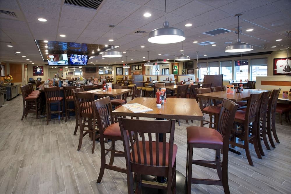 Clarion Inn Nashua gallery photo in Nashua, NH — image 6