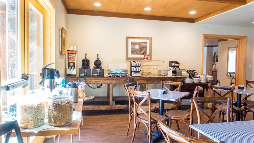 Riverside Inn gallery photo in Grants Pass, OR — image 47