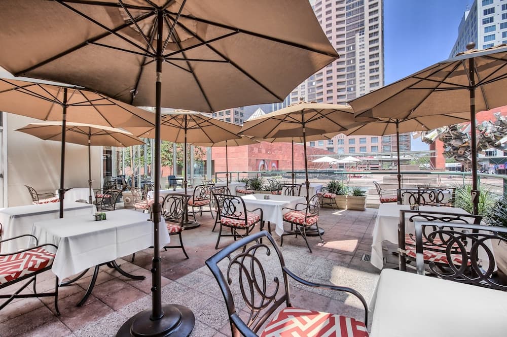 Omni Los Angeles Hotel gallery photo in Los Angeles, CA — image 114