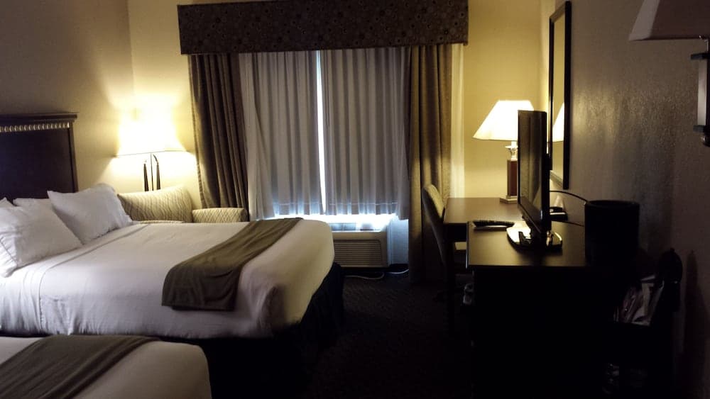 Comfort Inn & Suites Miami - Route 66 property views in Miami, OK — gallery photo 3