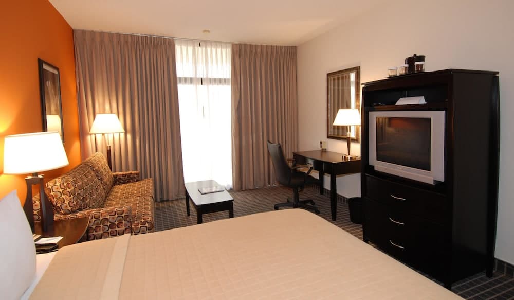 Oakland Airport Executive Hotel gallery photo in Oakland, CA — image 28