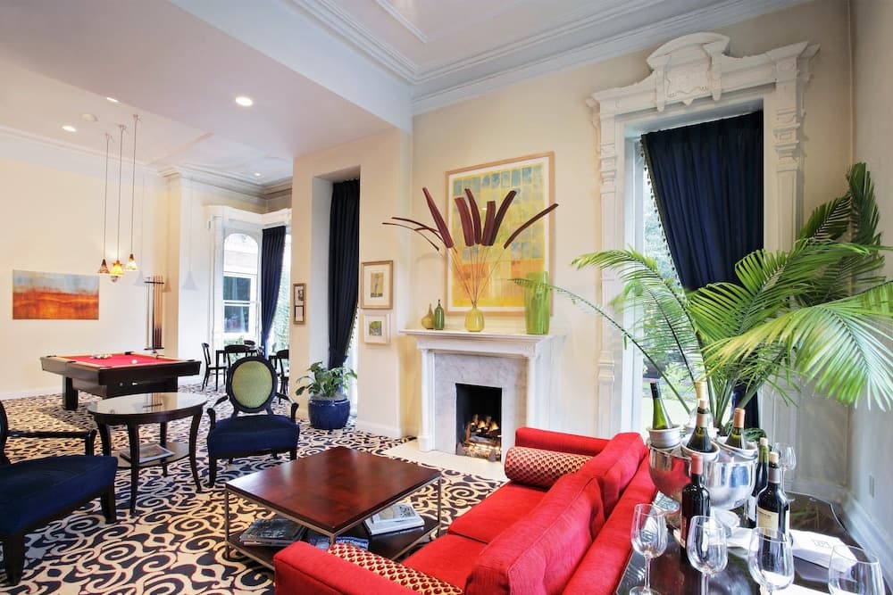 The Mansion On Delaware Ave property views in Buffalo, NY — gallery photo 3