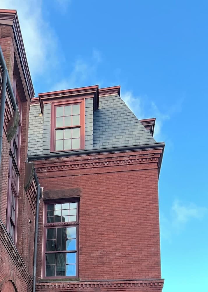 Hotel Ursa featured exterior or lobby in Orono — similar hotel