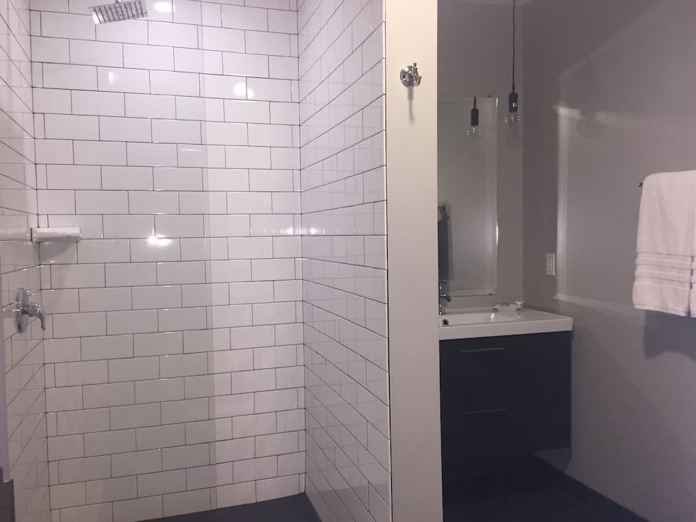 Hotel Kilbourne Downtown Sandusky property views in Sandusky, OH — gallery photo 3