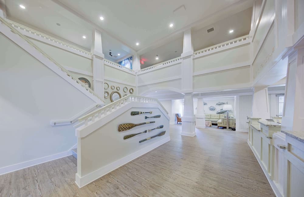 Hilton Vacation Club Beachwoods Kitty Hawk interior in Kitty Hawk, NC — gallery photo 2