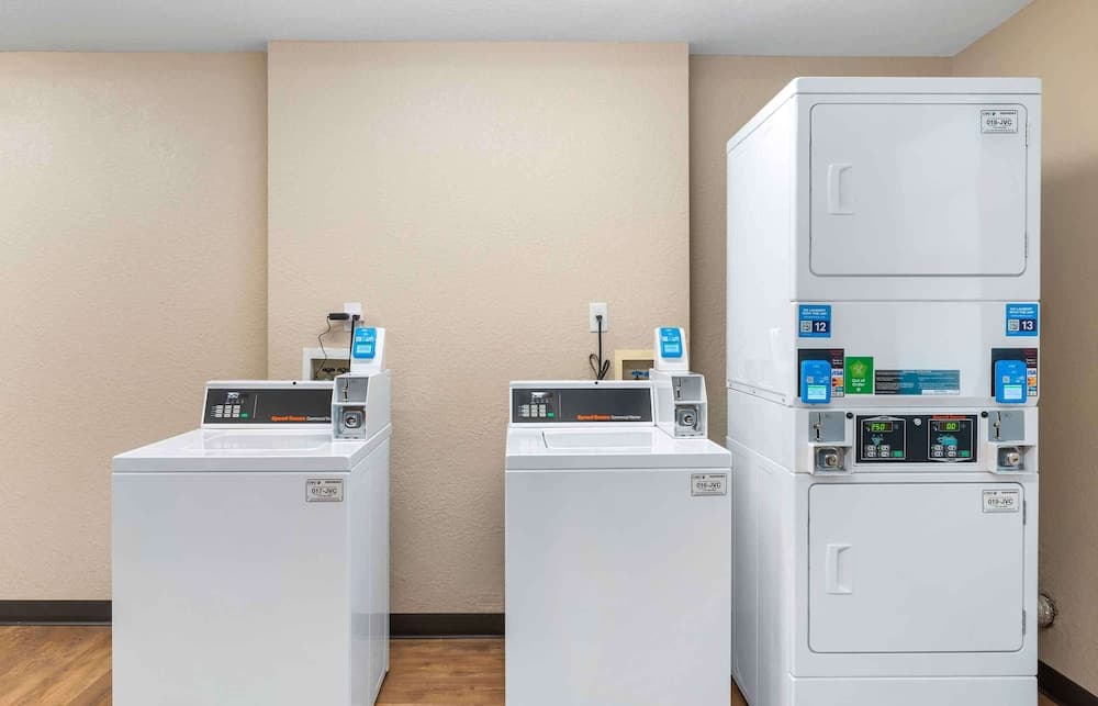 Extended Stay America Premier Suites Ft Lauderdale CypressCk gallery photo in Pompano Beach, FL — image 5