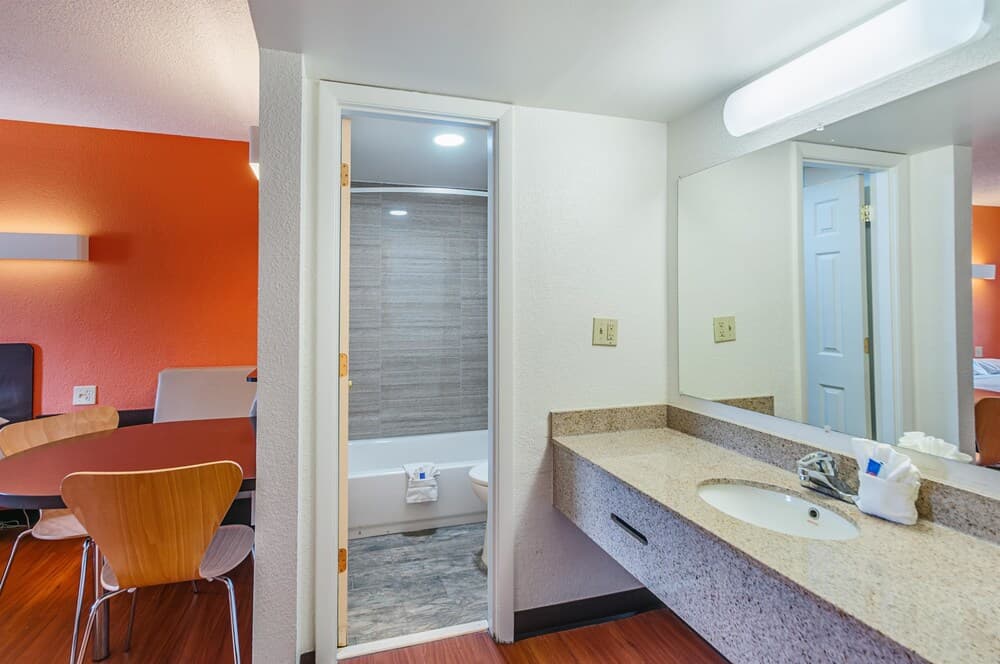 Motel6 Winchester, VA gallery photo in Winchester, VA — image 16