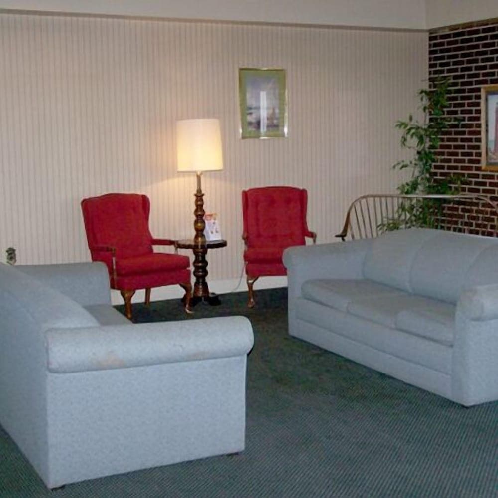 Harbor Inn Philipsburg interior in Philipsburg, PA — gallery photo 2