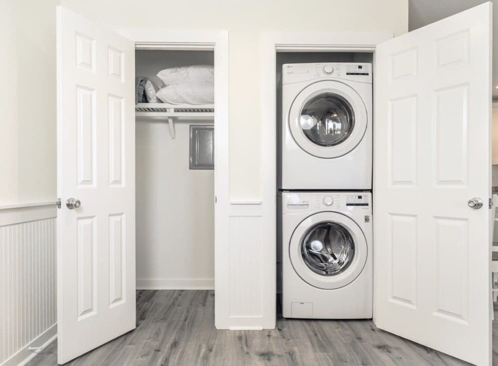 Saltwater Suites gallery photo in Holly Ridge, NC — image 40