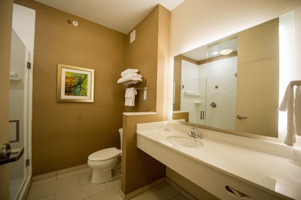 Fairfield Inn & Suites Cambridge gallery photo in Cambridge, OH — image 5