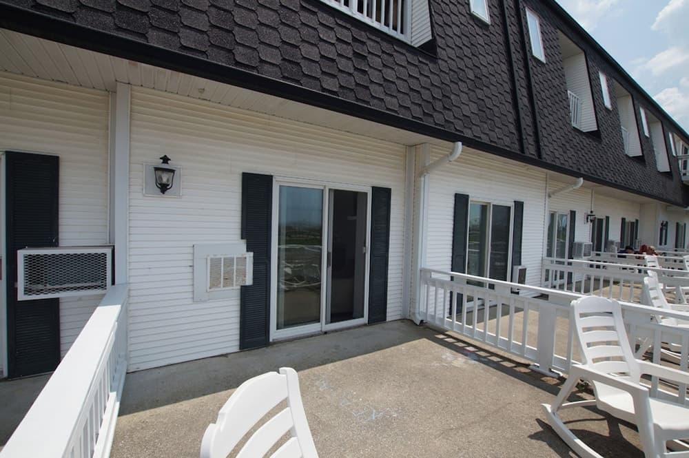 Snyder's Shoreline Inn gallery photo in Ludington, MI — image 27