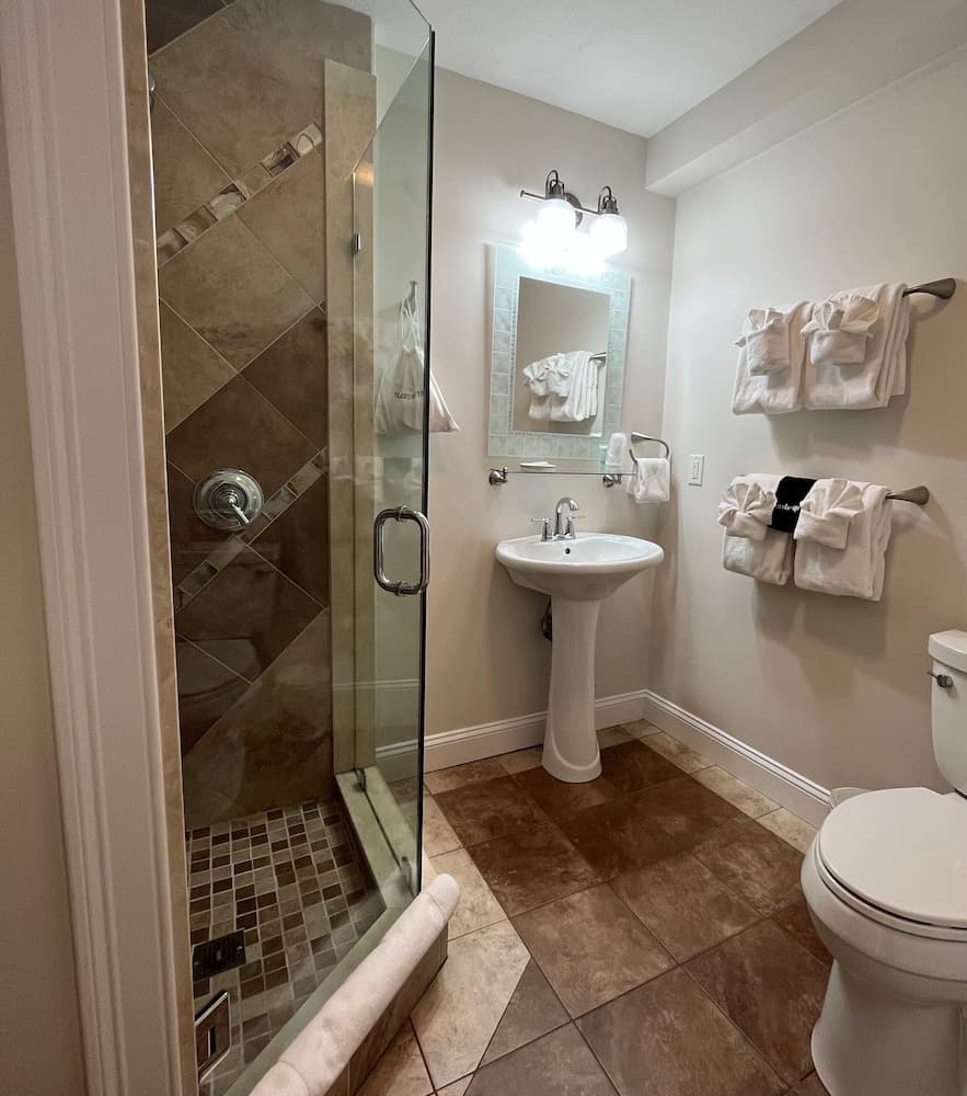 Beach Breeze Inn gallery photo in Falmouth, MA — image 67
