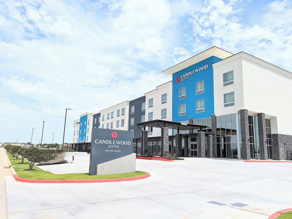 Candlewood Suites Tulsa Hills - Jenks by IHG featured exterior or lobby in Jenks, OK — similar hotel