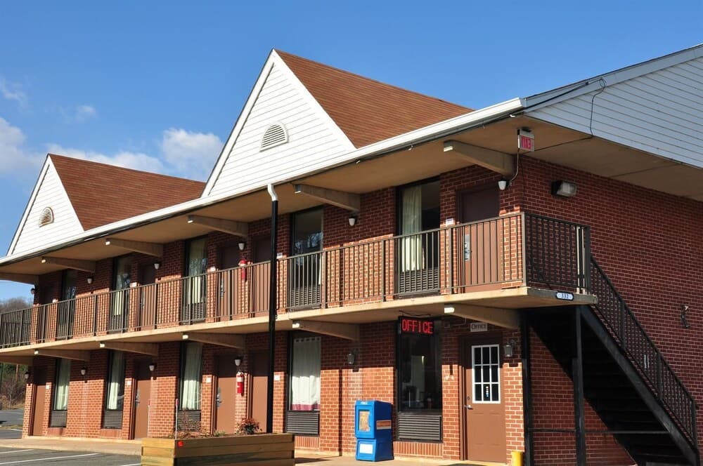 Budget Inn — hotel in Orange, Virginia