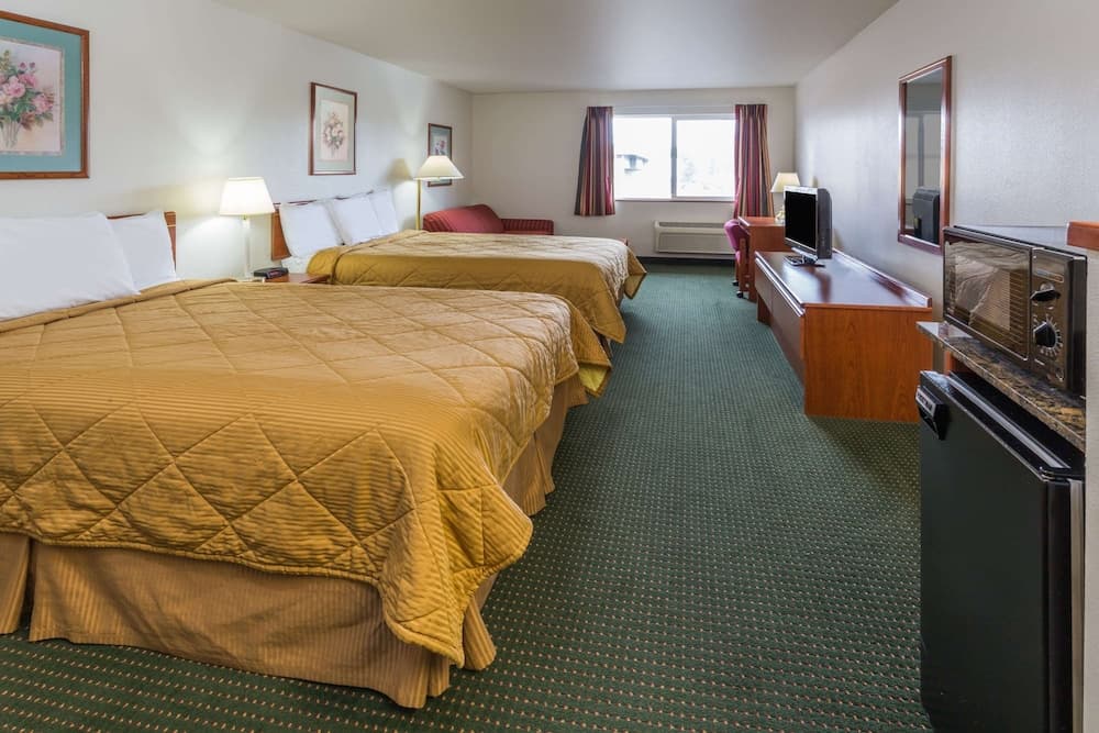 Travelodge Suites by Wyndham Newberg gallery photo in Newberg, OR — image 65