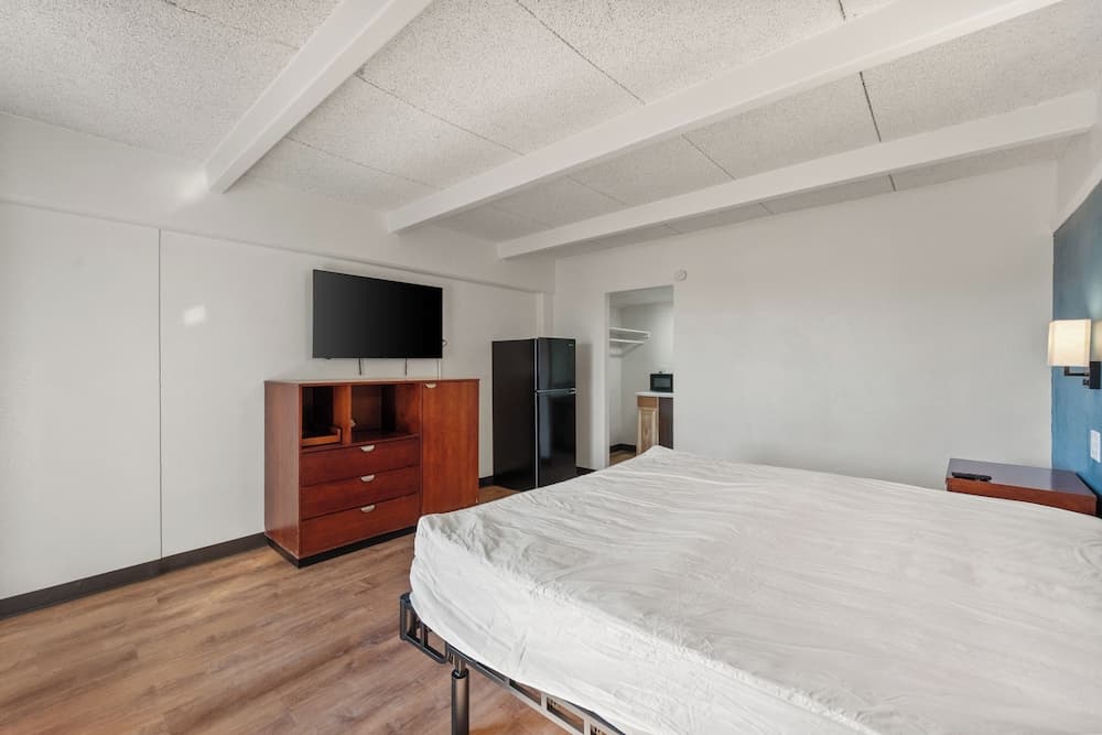 Southern Springs Extended Stay property views in Lubbock, TX — gallery photo 3