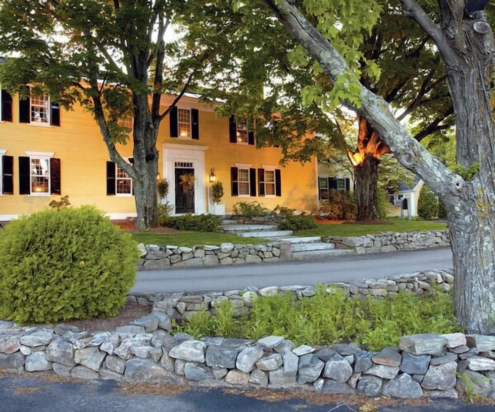 The Grand at Bedford Village Inn featured exterior or lobby in Bedford — similar hotel