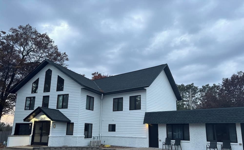 The Nisswa Motel featured exterior or lobby in Nisswa, MN — similar hotel