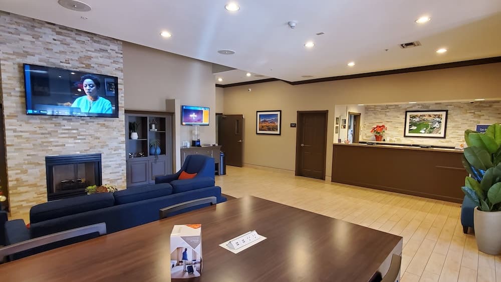 City Express by Marriott Tempe interior in Tempe, AZ — gallery photo 2