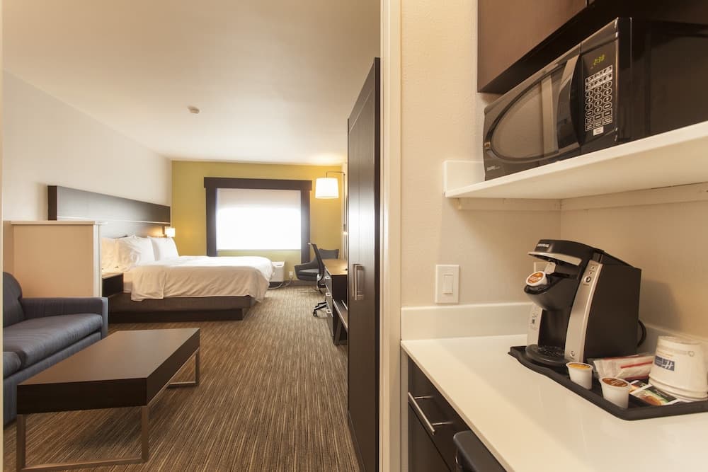 Holiday Inn Express & Suites Santa Fe by IHG interior in Santa Fe, NM — gallery photo 2