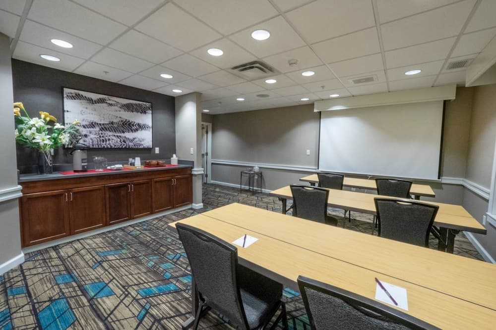 Residence Inn by Marriott Hazleton gallery photo in Hazleton, PA — image 10