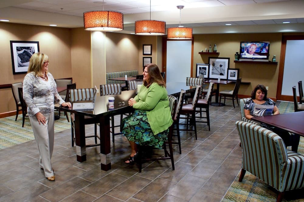 Hampton Inn Las Vegas North Speedway gallery photo in North Las Vegas, NV — image 11