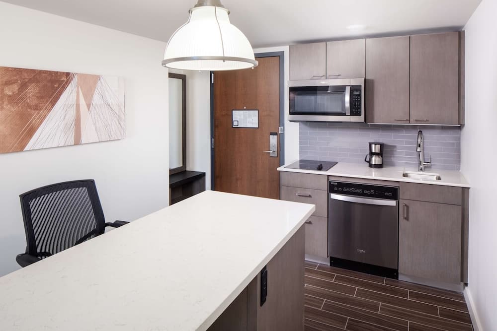 Hyatt House North Scottsdale gallery photo in Scottsdale, AZ — image 25