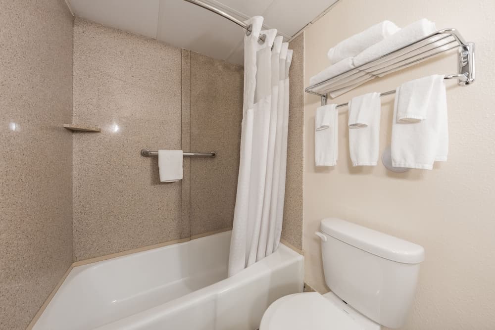 South Country Suites property views in Mesa, AZ — gallery photo 3