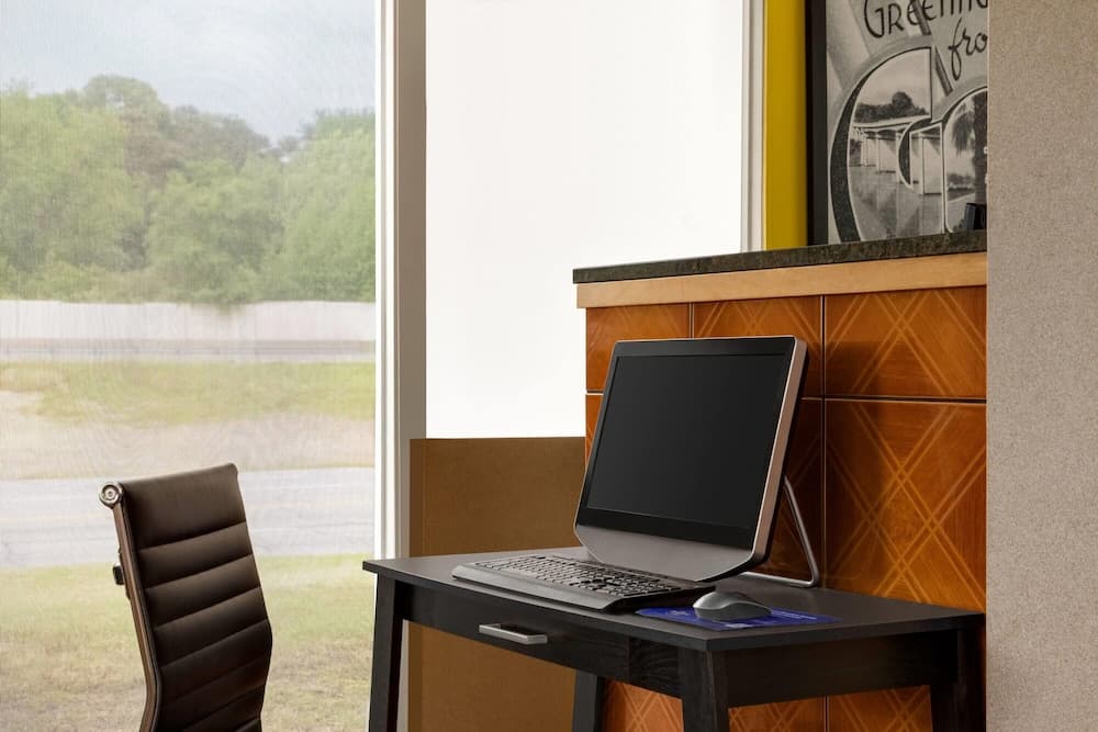 Econo Lodge — hotel in Macon, Georgia