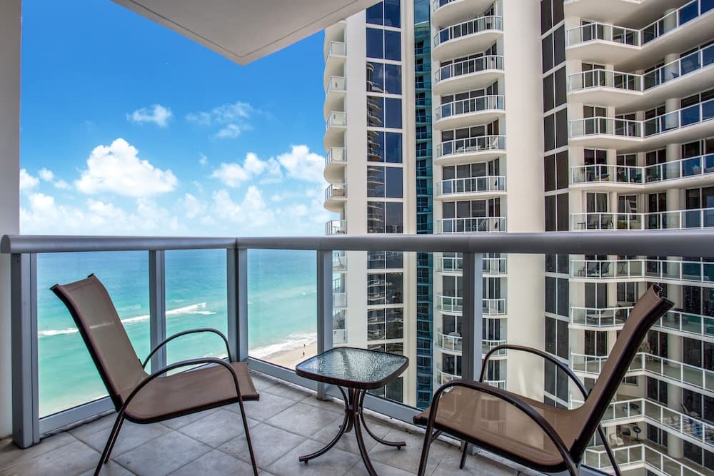 Private Ocean Condos at Marenas Beach property views in Sunny Isles Beach, FL — gallery photo 3
