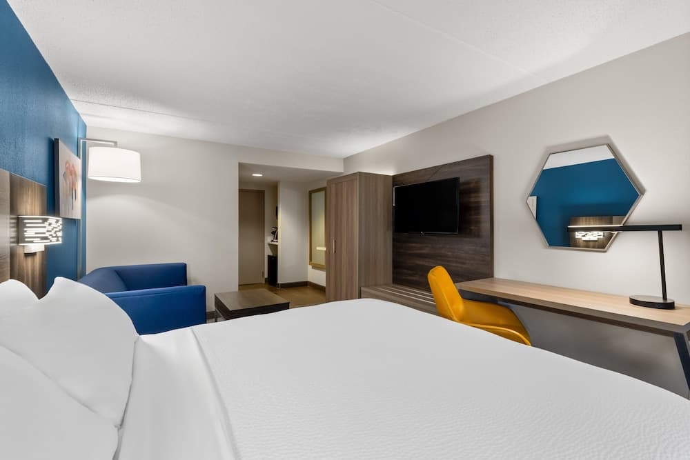 Holiday Inn Express Hotel & Suites Danbury - I-84 by IHG gallery photo in Danbury, CT — image 27