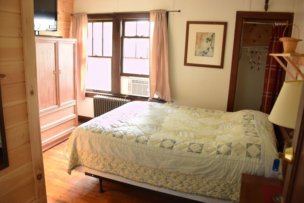 The Baseball Hotel gallery photo in Richfield Springs, NY — image 42