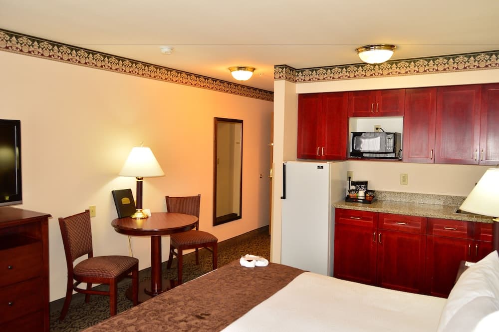 Fairbridge Inn Express Dillon property views in Dillon, MT — gallery photo 3