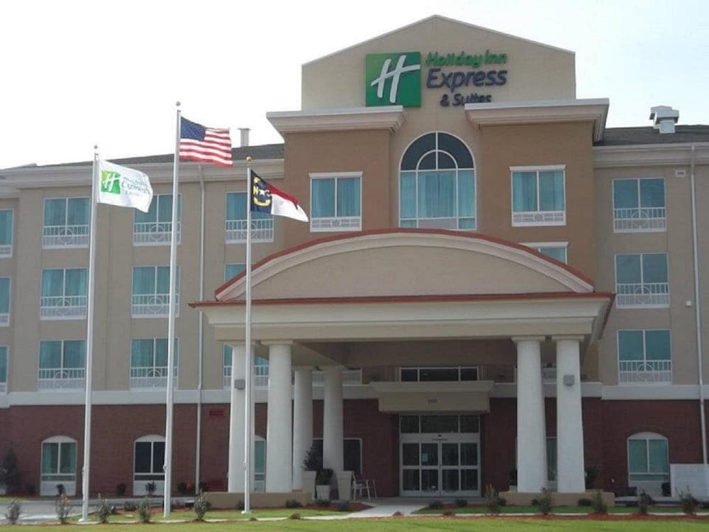 Holiday Inn Express Hotel & Suites Smithfield - Selma I -95 by IHG featured exterior or lobby in Smithfield, NC — similar hotel