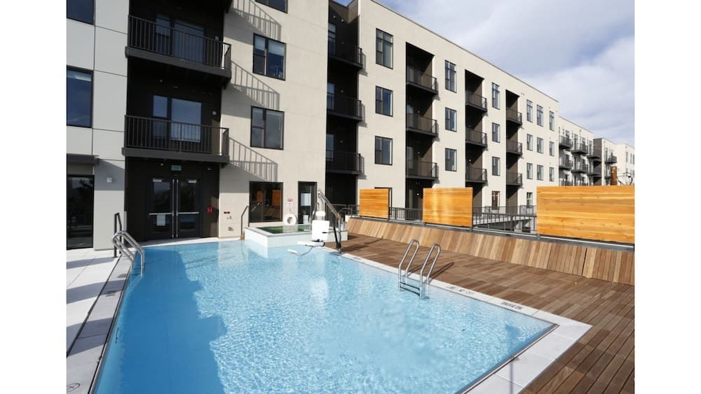 Suite Destination Downtown Austin featured exterior or lobby in Austin, TX — similar hotel