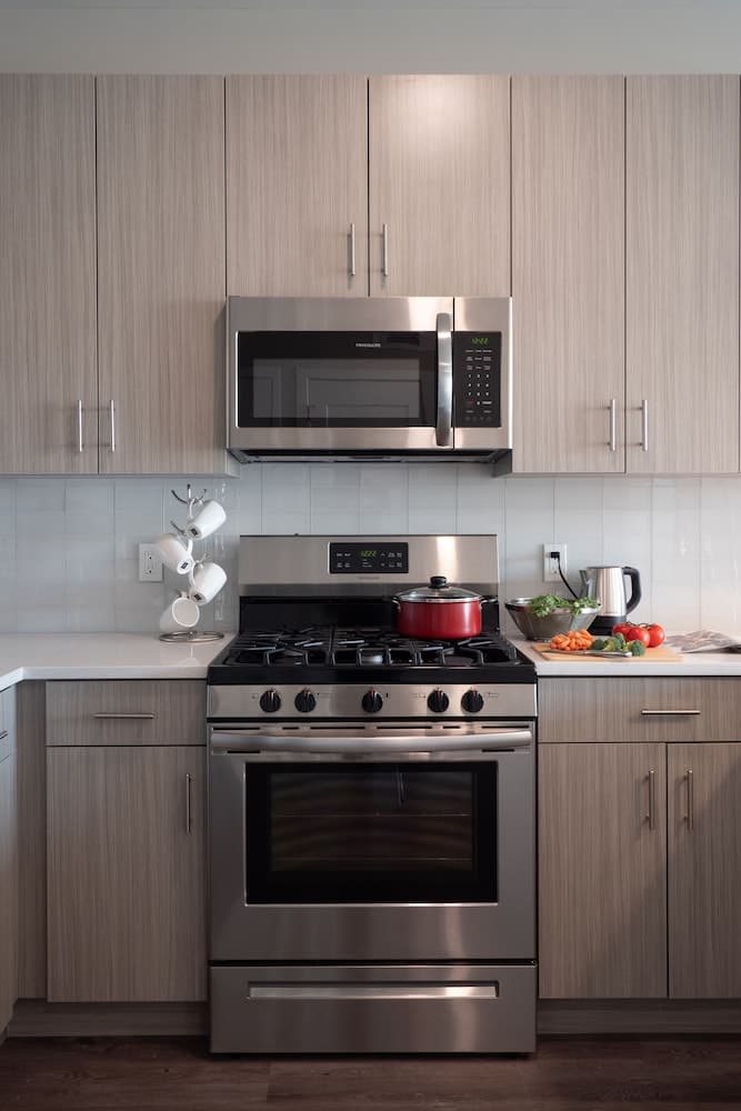 Luxury Furnished Apartments by Hyatus Downtown at Yale gallery photo in New Haven, CT — image 118