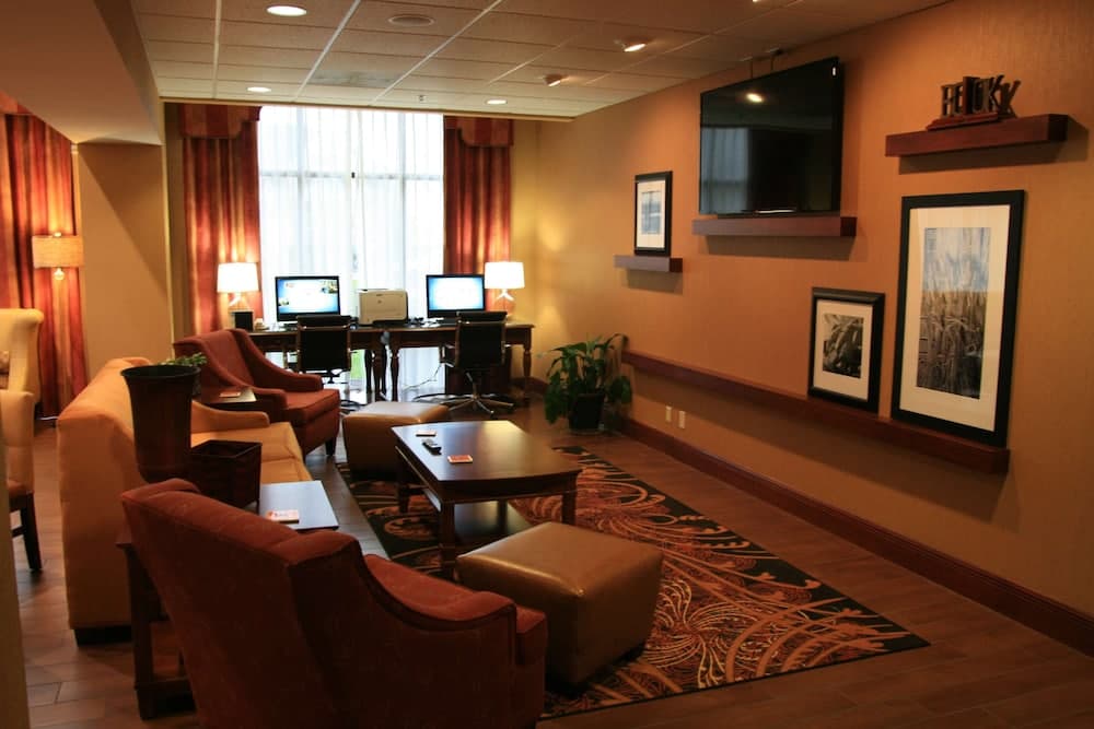 Hampton Inn & Suites Springfield-Southwest interior in Springfield, IL — gallery photo 2