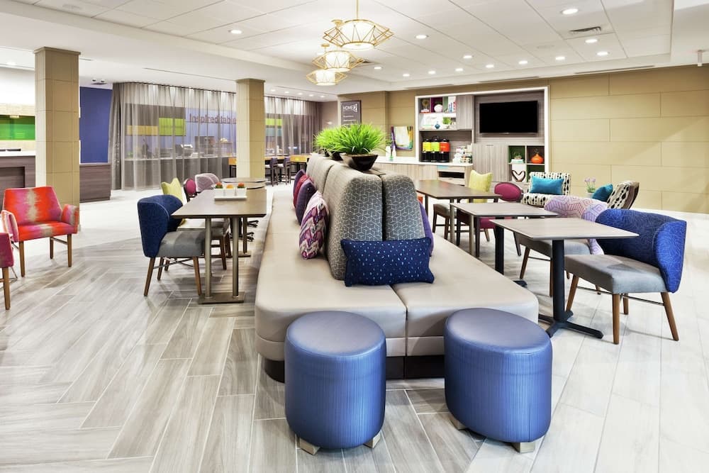 Home2 Suites by Hilton Birmingham Colonnade property views in Birmingham, AL — gallery photo 3