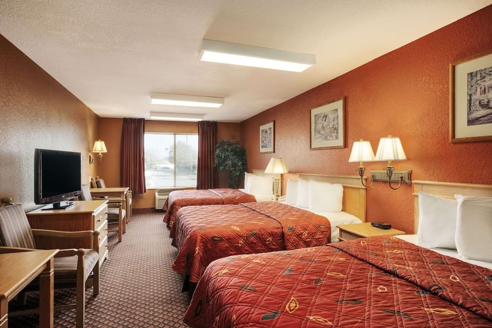 Garner Hotel Phoenix Northwest – Surprise by IHG gallery photo in Surprise, AZ — image 16