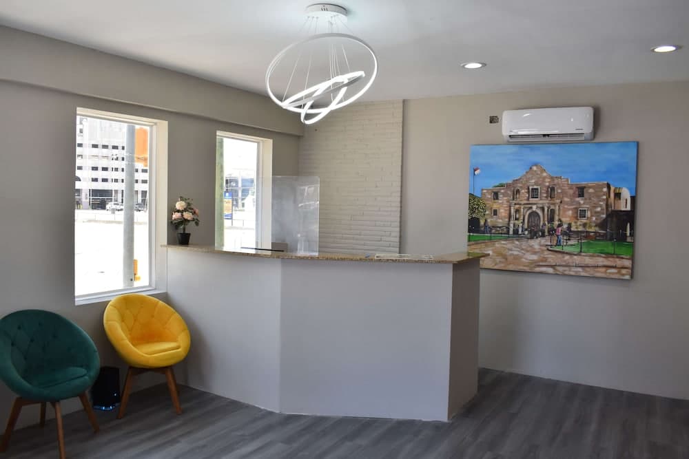 Days Inn by Wyndham San Antonio Alamo/Riverwalk featured exterior or lobby in San Antonio, TX — similar hotel