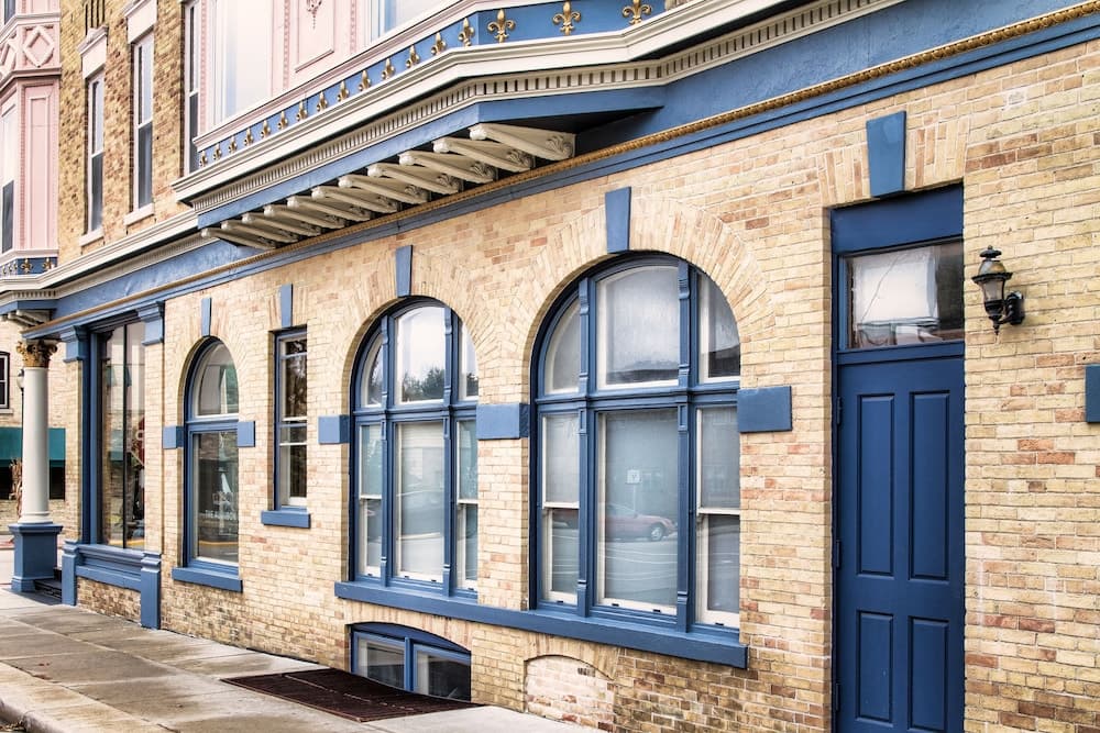 The Audubon Inn featured exterior or lobby in Mayville, WI — similar hotel