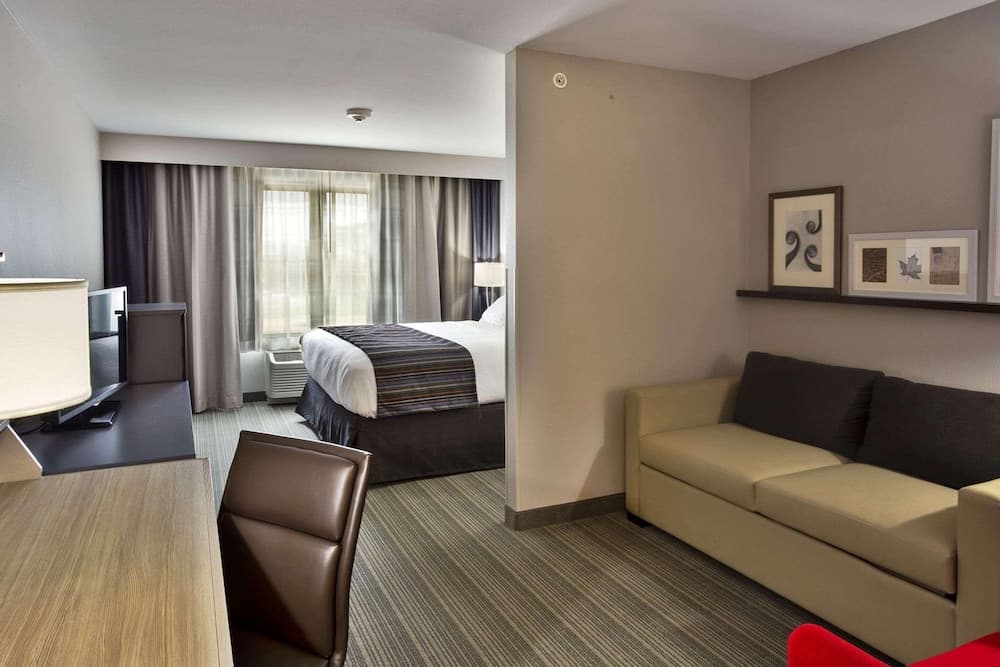 Country Inn & Suites by Radisson, Springfield Southeast gallery photo in Springfield, IL — image 17