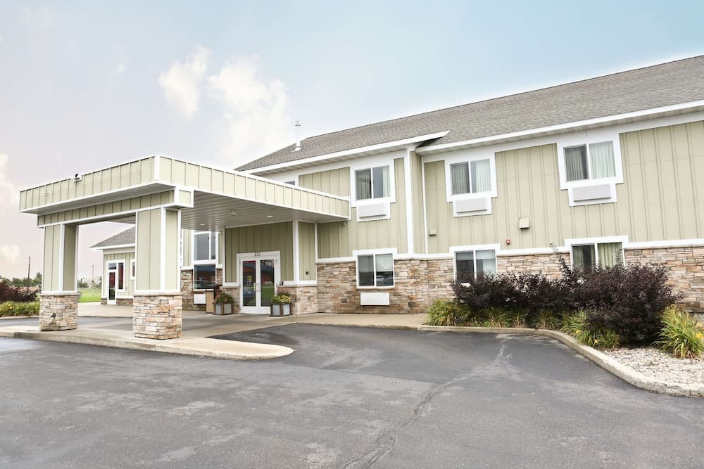 GrandStay Hotel & Suites Perham featured exterior or lobby in Perham, MN — similar hotel