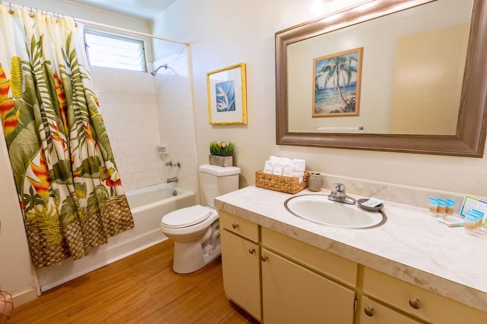Kaua'i Palms Hotel property views in Lihue, HI — gallery photo 3