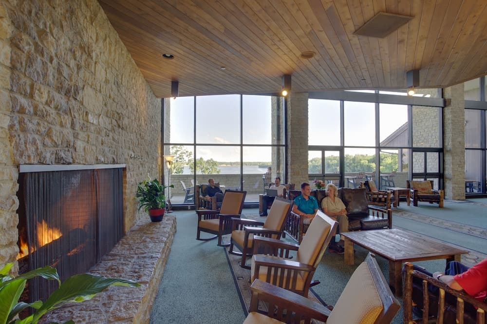 Deer Creek Lodge & Conference Center interior in Mount Sterling, OH — gallery photo 2