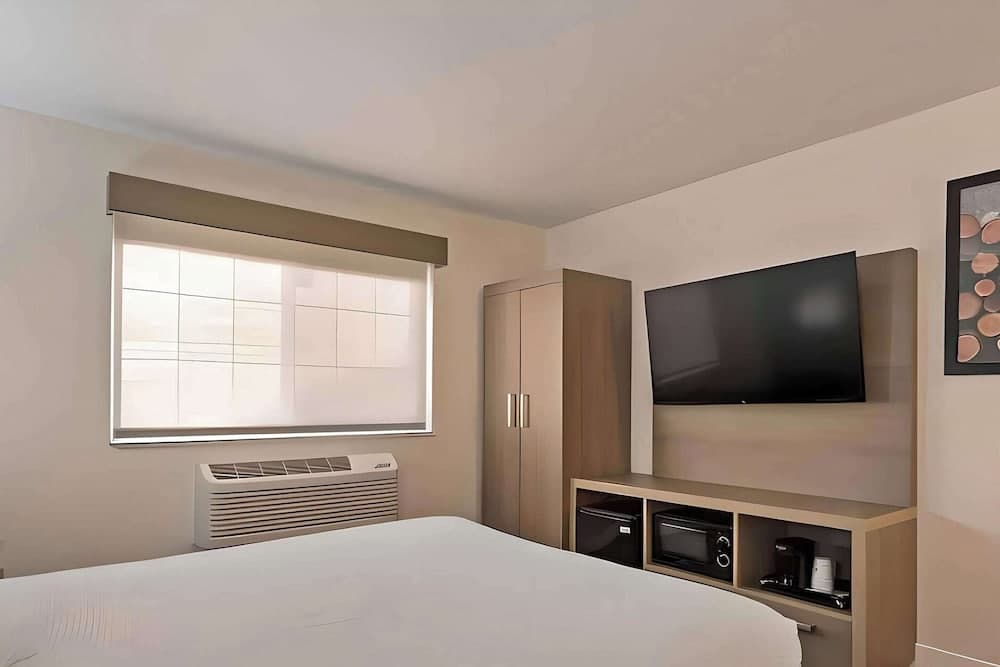 Comfort Inn Hayward - Oakland South gallery photo in Hayward, CA — image 5