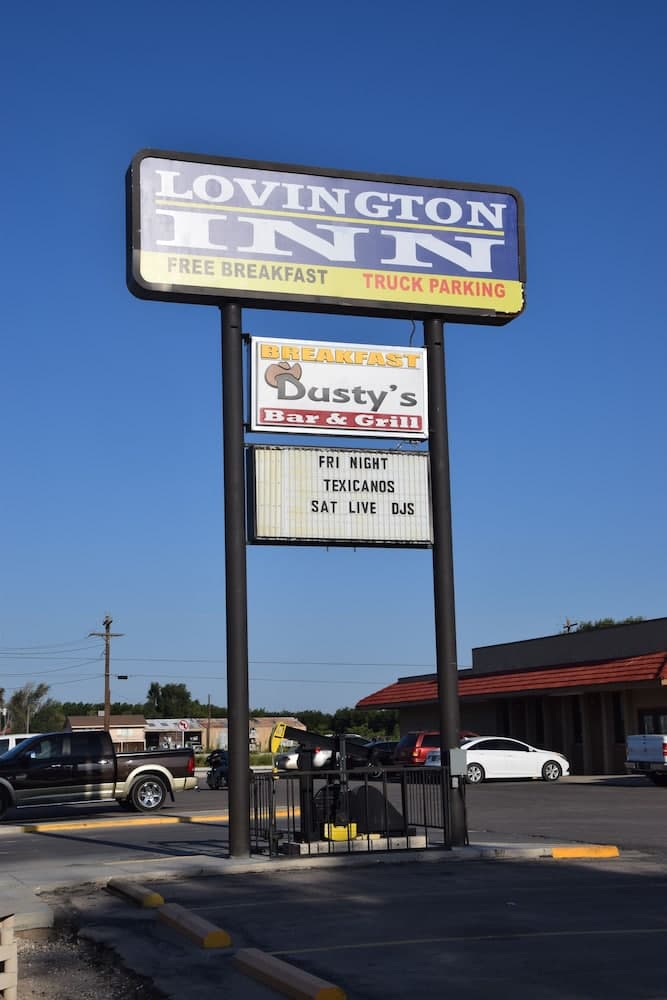 Lovington Inn interior in Lovington, NM — gallery photo 2