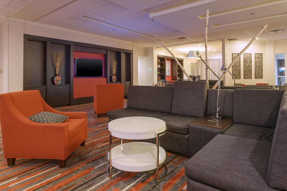 Holiday Inn Harrisburg - Hershey Area, I-81 by IHG gallery photo in Grantville, PA — image 44