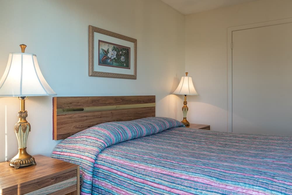 Crown Resorts at Lake Tansi East property views in Crossville, TN — gallery photo 3