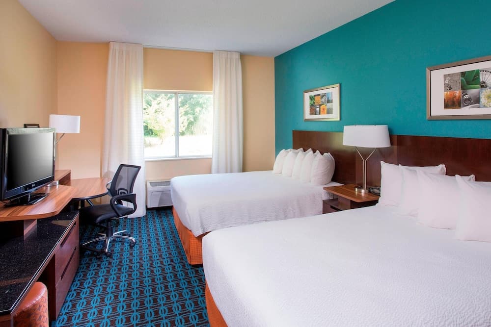Fairfield Inn & Suites Terre Haute property views in Terre Haute, IN — gallery photo 3
